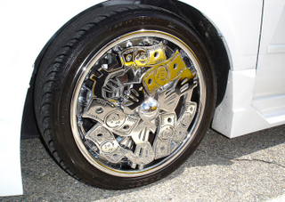 Illustration for article titled The Ten Ugliest Wheels Ever Made